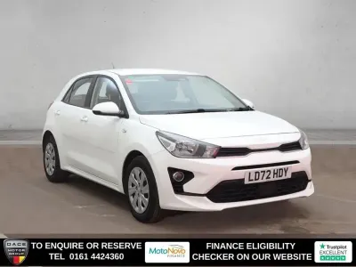 Begagnad Kia Rio 83 HK (61 kW) 2022 Vit Halvkombi
