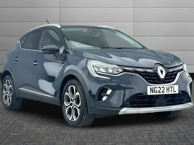 Used Renault Captur SE 140 HP (102 kW) 2022 Boston blue SUV