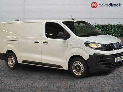 Used Vauxhall Vivaro 145 HP (106 kW) 2024 White MPV