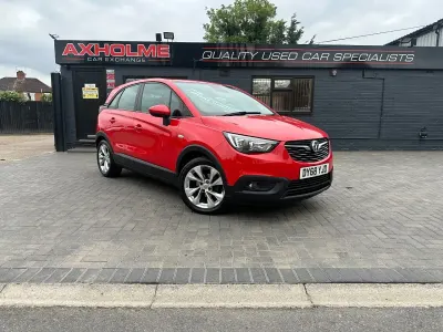 Used Vauxhall Crossland X 81 HP (59 kW) 2018 Red SUV