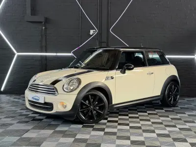 Used Mini Cooper Hatch 122 HP (89 kW) 2013 White Hatchback
