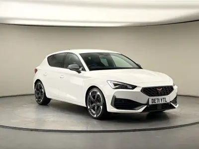 Usado Cupra Leon VZ3 300 CV (220 kW) 2021 Blanco Utilitario