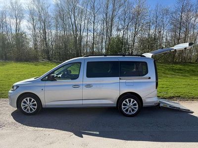 Używany VW Caddy Life 122 KM (89 kW) 2023 Srebrny Minivan