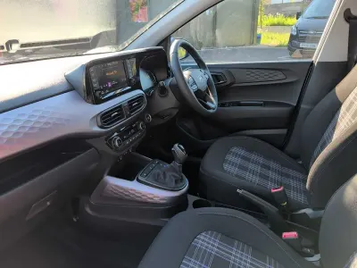 New Hyundai i10 Premium 83 HP (61 kW) 2026 Hatchback