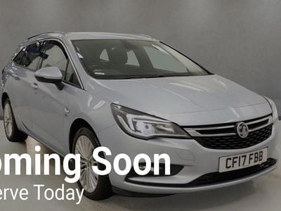 Used Vauxhall Astra Elite 136 HP (100 kW) 2017 Silver Estate
