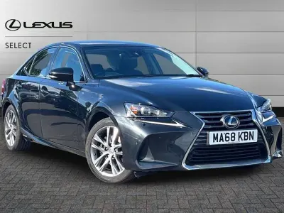 Used Lexus IS300h 223 HP (164 kW) 2018 Black Sedan