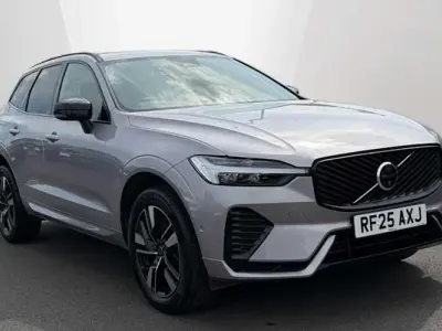 Used Volvo XC60 Plus 250 HP (183 kW) 2024 Silver SUV