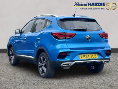 Używany MG ZS Excite 105 KM (77 kW) 2024 Niebieski SUV