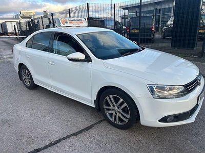 White Used 2013 VW Jetta Sportline Sedan | £4,285 (Fair price)