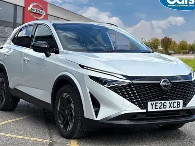 New Nissan Qashqai N-Connecta 140 HP (102 kW) 2026 Silver SUV