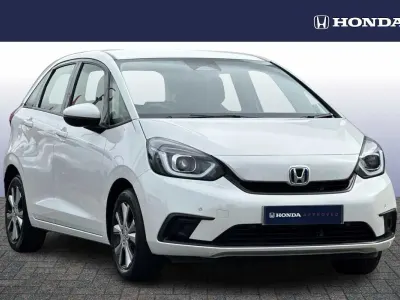 Used Honda Jazz Hybrid 109 HP (80 kW) 2021 White Hatchback