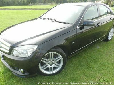 Usado Mercedes C200 136 HP (100 kW) 2010 Sedan