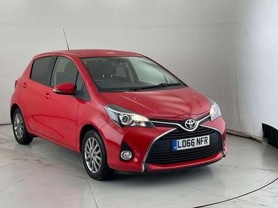 Used Toyota Yaris 99 HP (72 kW) 2016