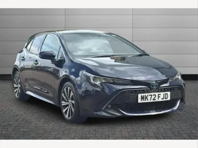 Used Toyota Corolla Design 140 HP (102 kW) 2022 Blue Hatchback