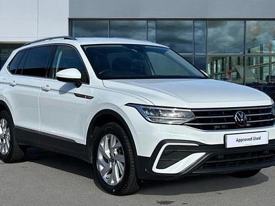 Used VW Tiguan Allspace Life 150 HP (110 kW) 2022 Pure white SUV