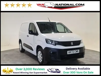 Second-hand Peugeot Partner Premium 100 CP (73 kW) 2022 Alb Monovolum