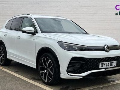 Used VW Tiguan R-line 150 HP (110 kW) 2024 Pure white SUV