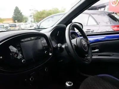 Used Toyota Aygo X 72 HP (52 kW) 2022 Blue SUV
