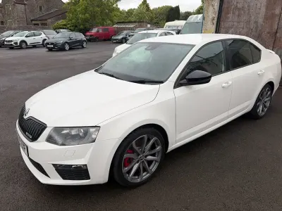 Usado Skoda Octavia vRS 2015 Blanco Familiar