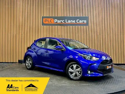 Used Toyota Yaris 2024 Blue Hatchback