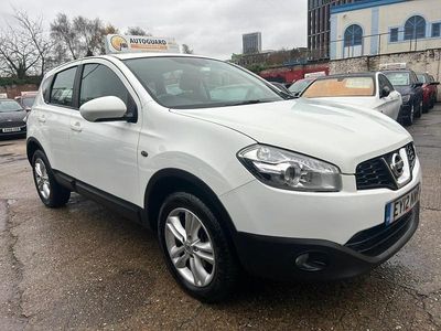 White Used 2012 Nissan Qashqai Acenta SUV | £1,990 (Fair price)