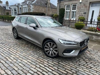 Usado Volvo V60 Inscription 190 CV (139 kW) 2019 Gris Familiar