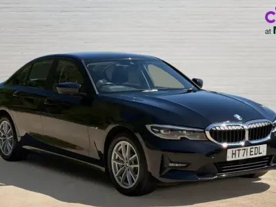 Begagnad BMW 330e Comfort Edition 292 HK (214 kW) 2021 Svart Sedan
