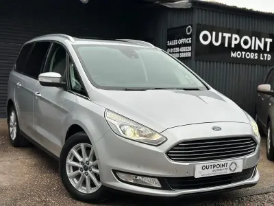 Usado Ford Galaxy Titanium X 150 HP (110 kW) 2019 Prateado Monovolume