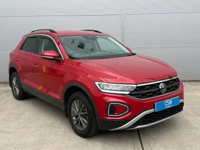 Used VW T-Roc Life 150 HP (110 kW) 2022 Red SUV