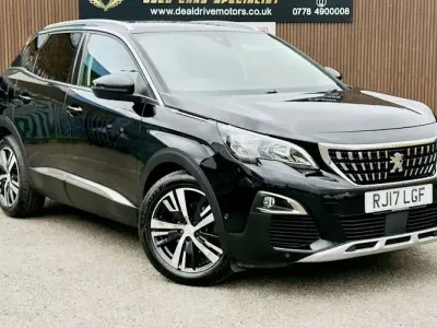 Second-hand Peugeot 3008 Allure 120 CP (88 kW) 2017 Negru SUV