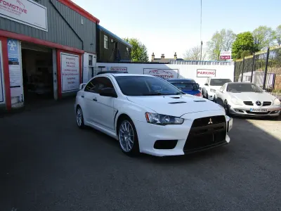 Used Mitsubishi Lancer 2008 White Sedan