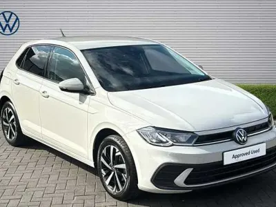 Begagnad VW Polo Match 95 HK (69 kW) 2025 Grå Halvkombi