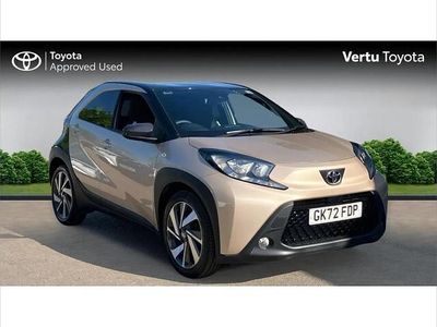Begagnad Toyota Aygo X 72 HK (52 kW) 2022 Beige SUV