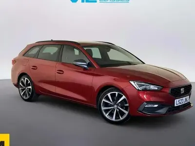 Used Seat Leon FR Sport 131 HP (96 kW) 2023 Red Estate