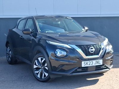 Używany Nissan Juke Acenta 114 KM (83 kW) 2023 Czarny SUV