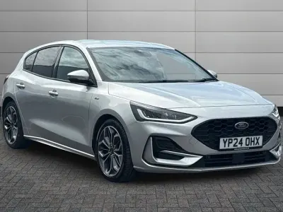 Used Ford Focus ST-Line X 125 HP (91 kW) 2024 Silver Hatchback
