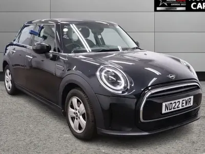 Used Mini Cooper Classic 136 HP (100 kW) 2022 Black Hatchback