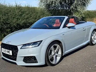 Used Audi TT Roadster Design 245 HP (180 kW) 2019 Grey Cabriolet