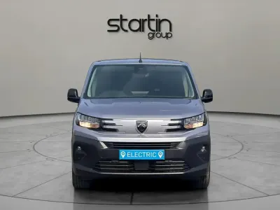 Second-hand Peugeot E-Partner 98 kW (134 CP) 2024 Gri Monovolum