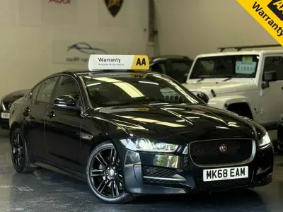 Used Jaguar XE R-Sport 180 HP (132 kW) 2018 Black Sedan
