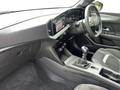 Second-hand Vauxhall Mokka Ultimate 136 CP (100 kW) 2025 Negru SUV
