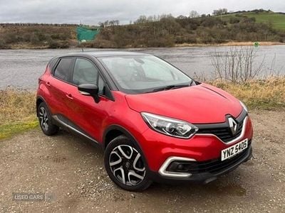 Used Renault Captur Iconic 90 HP (66 kW) 2019 Red/black SUV