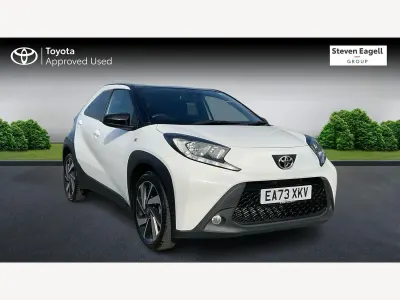 Used Toyota Aygo X 72 HP (52 kW) 2023 White SUV