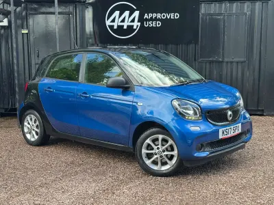 Used Smart ForFour Passion 71 HP (52 kW) 2017 Blue Hatchback