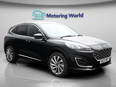 Usado Ford Kuga Vignale 190 HP (139 kW) 2023 Preto SUV
