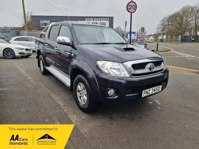 Used Toyota HiLux 2011 Black Pickup
