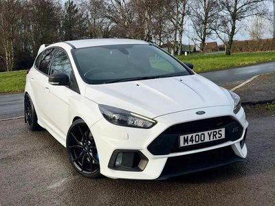 Used Ford Focus RS 350 HP (257 kW) 2017 White Hatchback