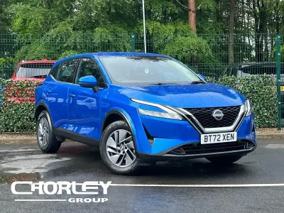 Begagnad Nissan Qashqai Acenta Premium 140 HK (102 kW) 2022 Blå SUV
