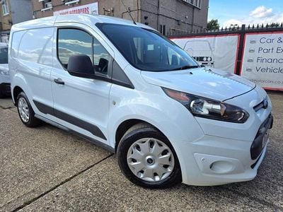White Used 2018 Ford Transit Connect Trend MPV | £6,100 (Fair price)