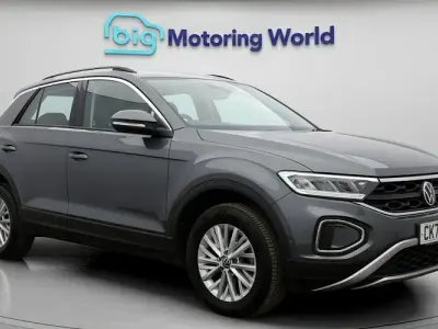 Used VW T-Roc Life 150 HP (110 kW) 2025 SUV